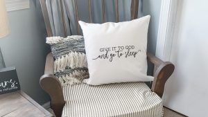 Beginner-Friendly Cricut DIY Room Decor + Free Cut Files | Boho Farmhouse Master Bedroom Makeover!