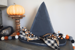 12 Wood DIY Decor Projects for Fall & Halloween: Scrap Wood DIYS that SELL!